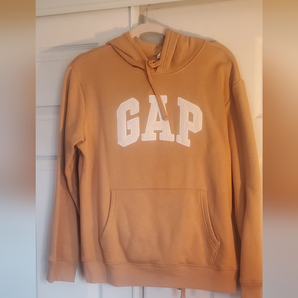 #16 - Gap Logo Sweatpant/Sweatshirt Set